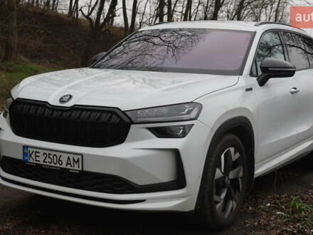 Белый Шкода Kodiaq, объемом двигателя 1.98 л и пробегом 16 тыс. км за 48500 $, фото 1 на Automoto.ua