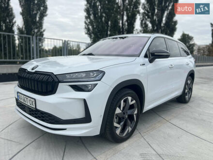 Белый Шкода Kodiaq, объемом двигателя 1.97 л и пробегом 7 тыс. км за 49999 $, фото 1 на Automoto.ua