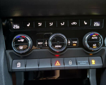 Бежевый Шкода Kodiaq, объемом двигателя 1.97 л и пробегом 163 тыс. км за 25500 $, фото 42 на Automoto.ua