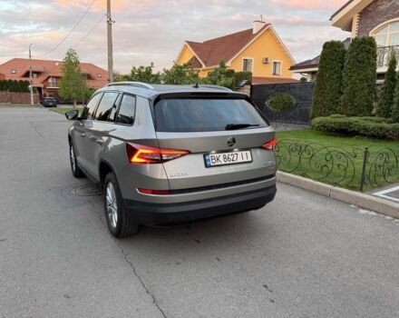 Бежевый Шкода Kodiaq, объемом двигателя 2 л и пробегом 99 тыс. км за 25000 $, фото 2 на Automoto.ua