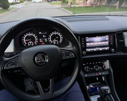 Бежевый Шкода Kodiaq, объемом двигателя 2 л и пробегом 99 тыс. км за 25000 $, фото 5 на Automoto.ua