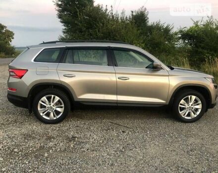 Бежевий Шкода Kodiaq, об'ємом двигуна 1.97 л та пробігом 111 тис. км за 29900 $, фото 2 на Automoto.ua