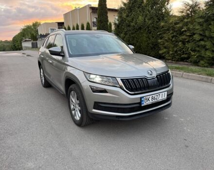Бежевий Шкода Kodiaq, об'ємом двигуна 2 л та пробігом 99 тис. км за 25000 $, фото 4 на Automoto.ua