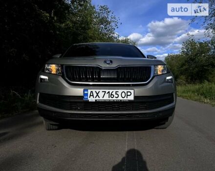 Бежевый Шкода Kodiaq, объемом двигателя 1.97 л и пробегом 185 тыс. км за 24500 $, фото 5 на Automoto.ua