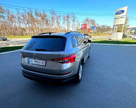 Бежевий Шкода Kodiaq, об'ємом двигуна 2 л та пробігом 160 тис. км за 23000 $, фото 2 на Automoto.ua