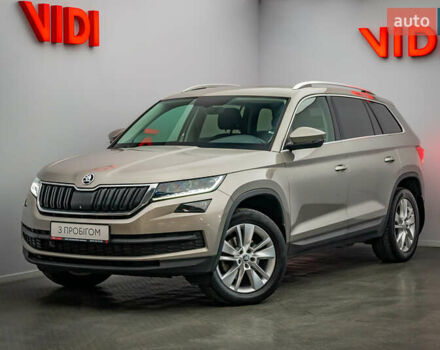 Бежевый Шкода Kodiaq, объемом двигателя 2 л и пробегом 142 тыс. км за 25423 $, фото 1 на Automoto.ua