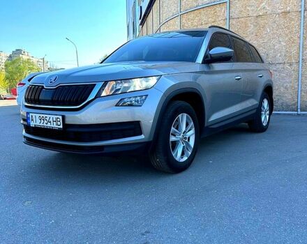 Бежевый Шкода Kodiaq, объемом двигателя 2 л и пробегом 160 тыс. км за 23000 $, фото 1 на Automoto.ua