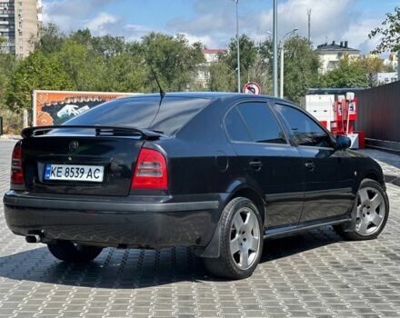 Черный Шкода Kodiaq, объемом двигателя 1.8 л и пробегом 312 тыс. км за 6600 $, фото 4 на Automoto.ua