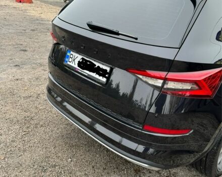 Черный Шкода Kodiaq, объемом двигателя 2 л и пробегом 240 тыс. км за 36000 $, фото 6 на Automoto.ua