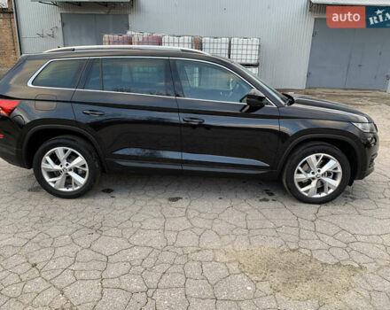 Черный Шкода Kodiaq, объемом двигателя 1.97 л и пробегом 129 тыс. км за 28500 $, фото 5 на Automoto.ua