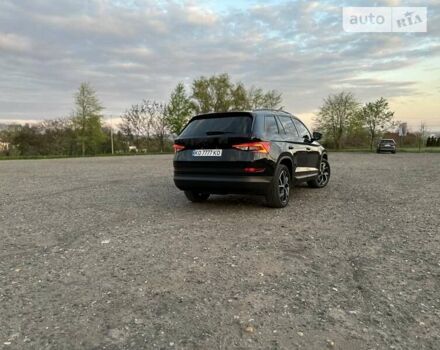 Черный Шкода Kodiaq, объемом двигателя 1.97 л и пробегом 153 тыс. км за 34700 $, фото 4 на Automoto.ua