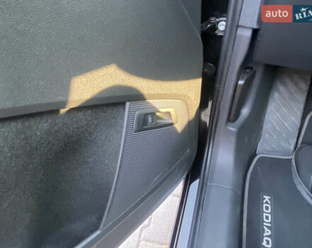 Чорний Шкода Kodiaq, об'ємом двигуна 2 л та пробігом 203 тис. км за 27300 $, фото 19 на Automoto.ua