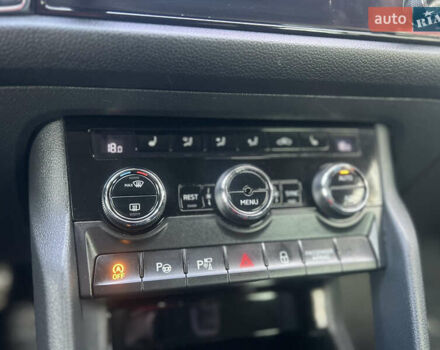 Черный Шкода Kodiaq, объемом двигателя 1.97 л и пробегом 277 тыс. км за 25800 $, фото 15 на Automoto.ua