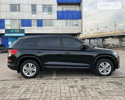 Черный Шкода Kodiaq, объемом двигателя 1.4 л и пробегом 157 тыс. км за 19800 $, фото 19 на Automoto.ua