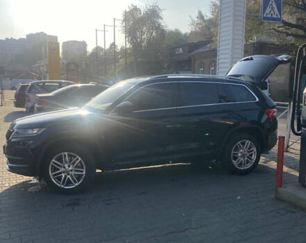 Чорний Шкода Kodiaq, об'ємом двигуна 2 л та пробігом 203 тис. км за 27300 $, фото 4 на Automoto.ua