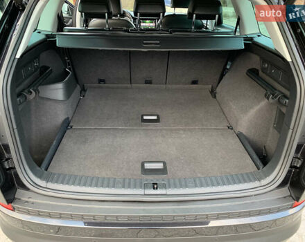 Черный Шкода Kodiaq, объемом двигателя 1.97 л и пробегом 129 тыс. км за 28500 $, фото 40 на Automoto.ua