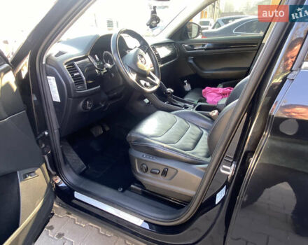 Чорний Шкода Kodiaq, об'ємом двигуна 2 л та пробігом 203 тис. км за 27300 $, фото 8 на Automoto.ua