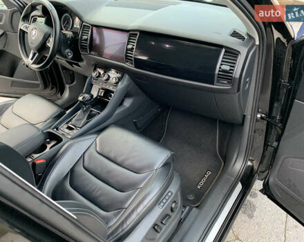Черный Шкода Kodiaq, объемом двигателя 1.97 л и пробегом 129 тыс. км за 28500 $, фото 30 на Automoto.ua