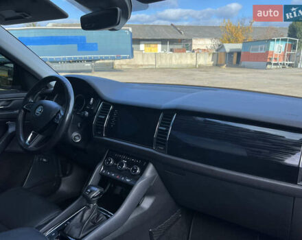 Черный Шкода Kodiaq, объемом двигателя 2 л и пробегом 200 тыс. км за 25700 $, фото 24 на Automoto.ua