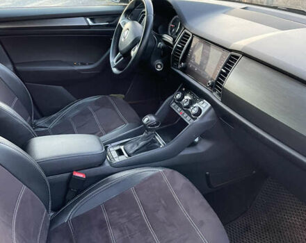 Чорний Шкода Kodiaq, об'ємом двигуна 1.97 л та пробігом 210 тис. км за 24500 $, фото 17 на Automoto.ua