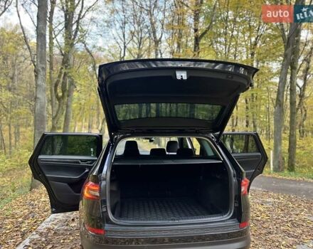 Шкода Kodiaq 2018 у Луцьку на Automoto.ua Чорний Шкода Kodiaq, об'ємом двигуна 1.97 л та пробігом 198 тис. км за 28500 $, фото 8 на Automoto.ua