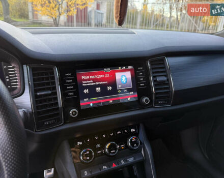 Черный Шкода Kodiaq, объемом двигателя 1.98 л и пробегом 90 тыс. км за 28500 $, фото 10 на Automoto.ua