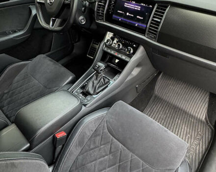 Черный Шкода Kodiaq, объемом двигателя 2 л и пробегом 186 тыс. км за 32700 $, фото 30 на Automoto.ua