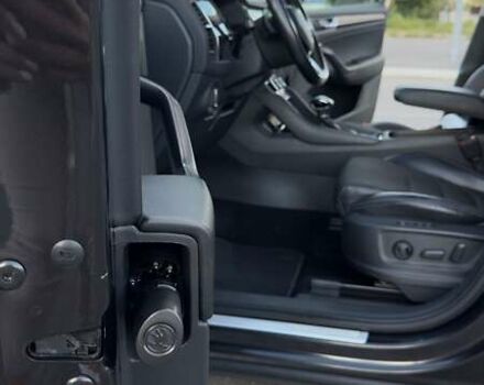 Черный Шкода Kodiaq, объемом двигателя 1.97 л и пробегом 275 тыс. км за 23000 $, фото 23 на Automoto.ua