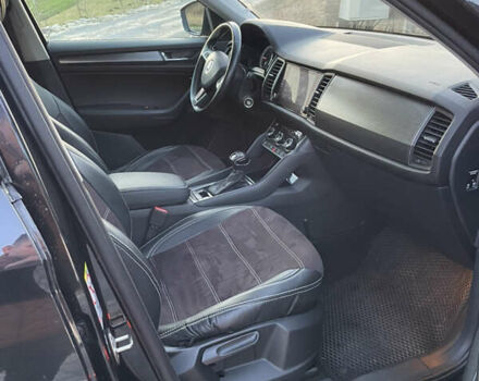 Черный Шкода Kodiaq, объемом двигателя 1.97 л и пробегом 222 тыс. км за 22500 $, фото 15 на Automoto.ua