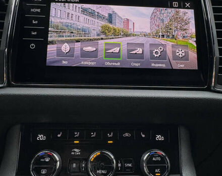Черный Шкода Kodiaq, объемом двигателя 2 л и пробегом 186 тыс. км за 32700 $, фото 56 на Automoto.ua