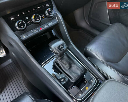 Черный Шкода Kodiaq, объемом двигателя 1.98 л и пробегом 90 тыс. км за 28500 $, фото 12 на Automoto.ua