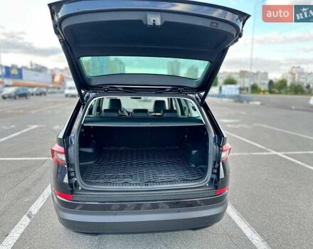 Черный Шкода Kodiaq, объемом двигателя 1.97 л и пробегом 275 тыс. км за 23000 $, фото 10 на Automoto.ua