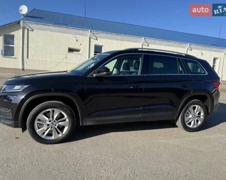 Черный Шкода Kodiaq, объемом двигателя 1.97 л и пробегом 200 тыс. км за 28200 $, фото 4 на Automoto.ua