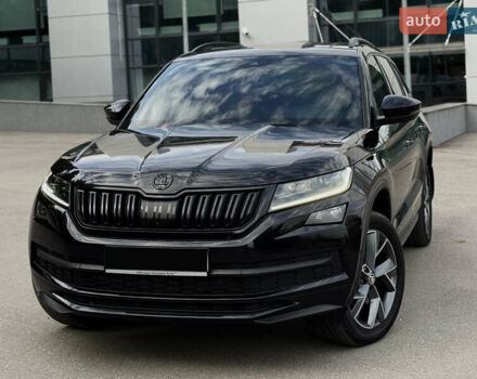 Черный Шкода Kodiaq, объемом двигателя 2 л и пробегом 186 тыс. км за 32700 $, фото 2 на Automoto.ua