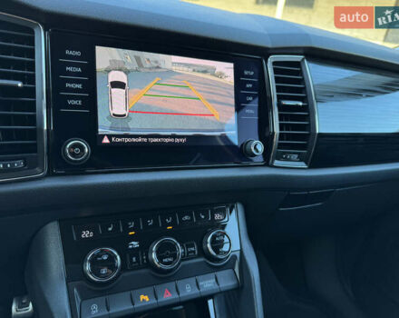 Черный Шкода Kodiaq, объемом двигателя 1.97 л и пробегом 200 тыс. км за 28200 $, фото 23 на Automoto.ua