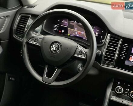 Чорний Шкода Kodiaq, об'ємом двигуна 1.97 л та пробігом 119 тис. км за 29999 $, фото 36 на Automoto.ua