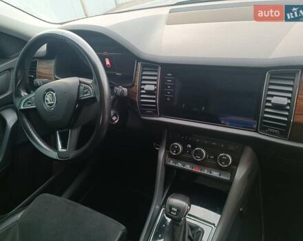 Черный Шкода Kodiaq, объемом двигателя 1.97 л и пробегом 268 тыс. км за 26900 $, фото 49 на Automoto.ua