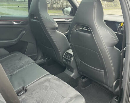 Чорний Шкода Kodiaq, об'ємом двигуна 1.97 л та пробігом 151 тис. км за 30000 $, фото 22 на Automoto.ua