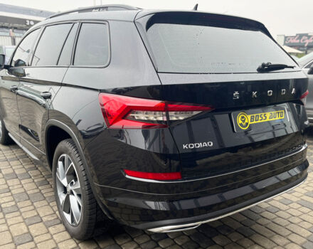 Черный Шкода Kodiaq, объемом двигателя 2 л и пробегом 157 тыс. км за 29000 $, фото 4 на Automoto.ua