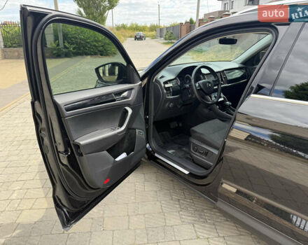 Черный Шкода Kodiaq, объемом двигателя 1.97 л и пробегом 267 тыс. км за 24200 $, фото 24 на Automoto.ua
