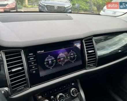 Чорний Шкода Kodiaq, об'ємом двигуна 1.97 л та пробігом 119 тис. км за 29999 $, фото 59 на Automoto.ua