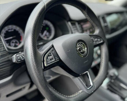 Черный Шкода Kodiaq, объемом двигателя 1.97 л и пробегом 230 тыс. км за 26888 $, фото 18 на Automoto.ua