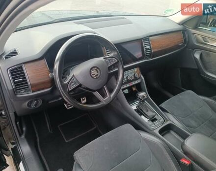 Черный Шкода Kodiaq, объемом двигателя 1.97 л и пробегом 268 тыс. км за 26900 $, фото 64 на Automoto.ua