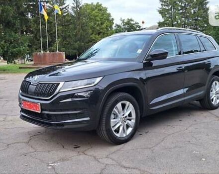 Черный Шкода Kodiaq, объемом двигателя 2 л и пробегом 288 тыс. км за 27700 $, фото 2 на Automoto.ua