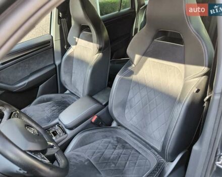 Чорний Шкода Kodiaq, об'ємом двигуна 6.16 л та пробігом 169 тис. км за 32700 $, фото 4 на Automoto.ua
