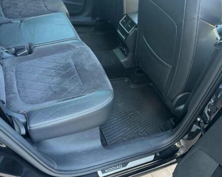 Чорний Шкода Kodiaq, об'ємом двигуна 1.97 л та пробігом 180 тис. км за 31000 $, фото 12 на Automoto.ua