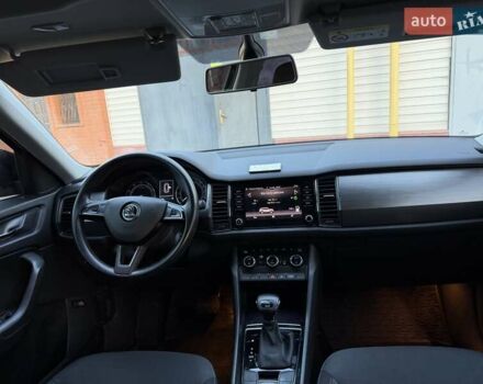 Черный Шкода Kodiaq, объемом двигателя 1.98 л и пробегом 50 тыс. км за 28500 $, фото 3 на Automoto.ua