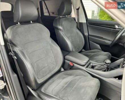 Чорний Шкода Kodiaq, об'ємом двигуна 1.97 л та пробігом 119 тис. км за 29999 $, фото 39 на Automoto.ua