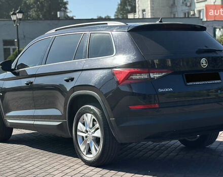 Шкода Kodiaq 2019 в Днепре (Днепропетровске) на Automoto.ua Черный Шкода Kodiaq, объемом двигателя 2 л и пробегом 82 тыс. км за 29999 $, фото 8 на Automoto.ua