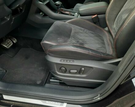 Чорний Шкода Kodiaq, об'ємом двигуна 2 л та пробігом 39 тис. км за 24000 $, фото 11 на Automoto.ua